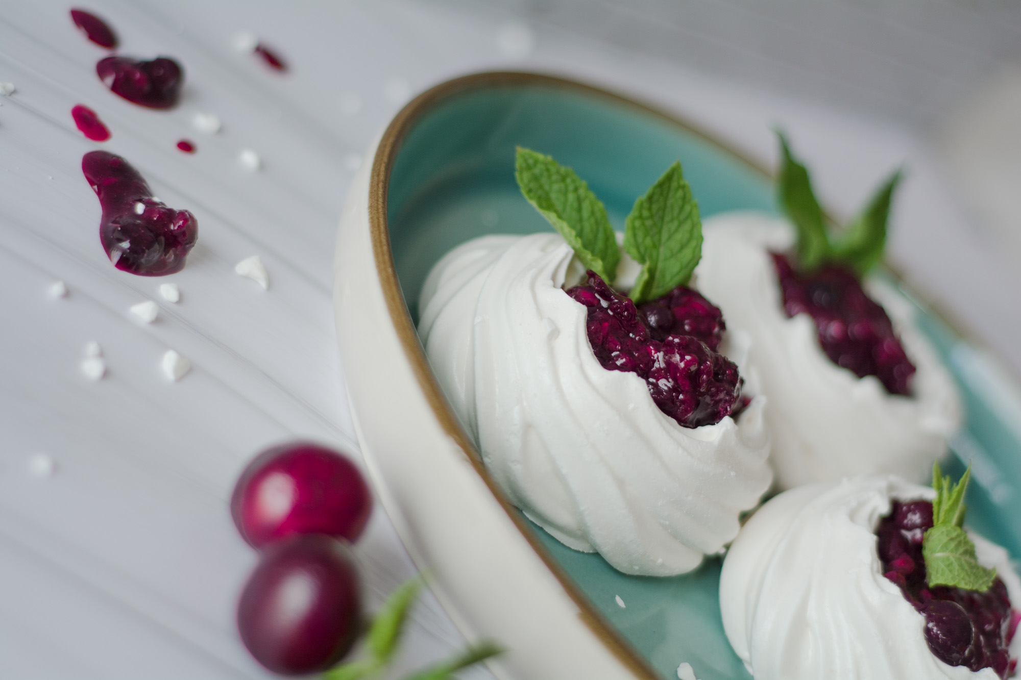 Mouthwatering jam at nest merengue